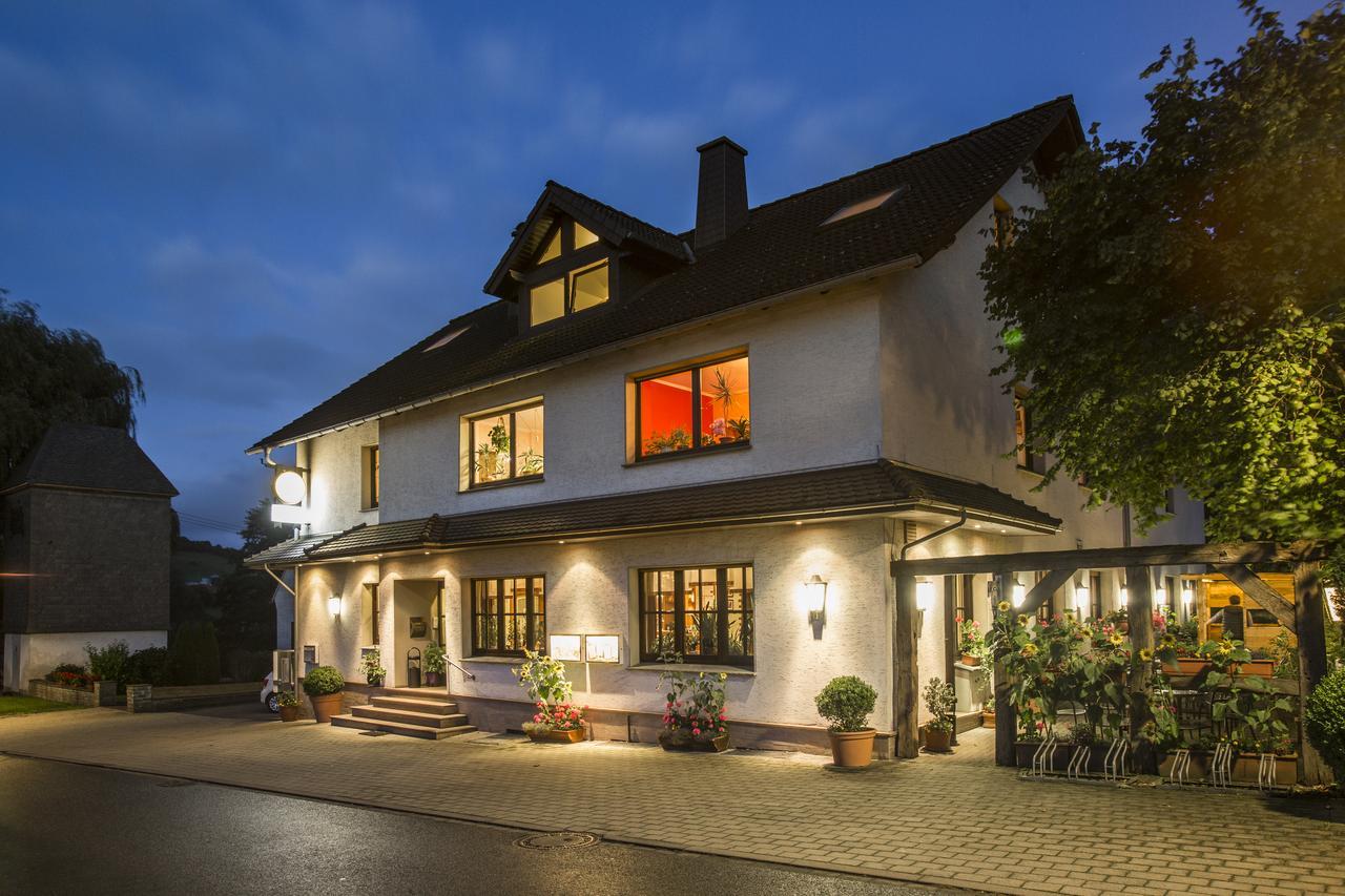 Gasthof Im Almetal Bueren  Ngoại thất bức ảnh